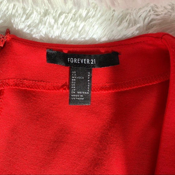 ❌SOLD❌Forever 21 Red Puff Sleeve Dress Sz S - Picture 8 of 9